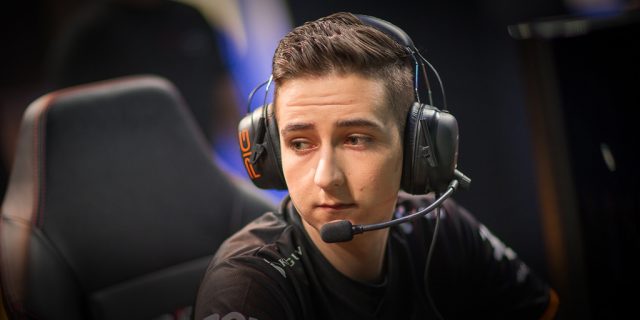 Pierre “Steeelback” Medjaldi Resmen Team Roccat’e Dahil Oldu!